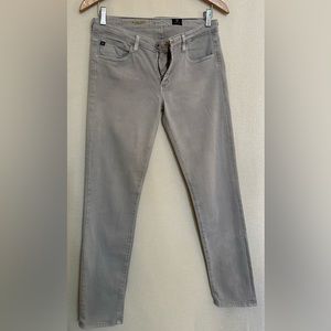 EUC AG the Stevie Ankle slim straight leg soft & light grey jean. Lightly worn